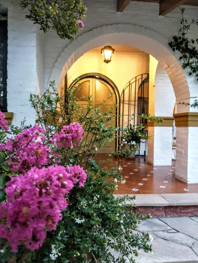 Casona La Chiquita Hotel Chacras de Coria Exterior foto