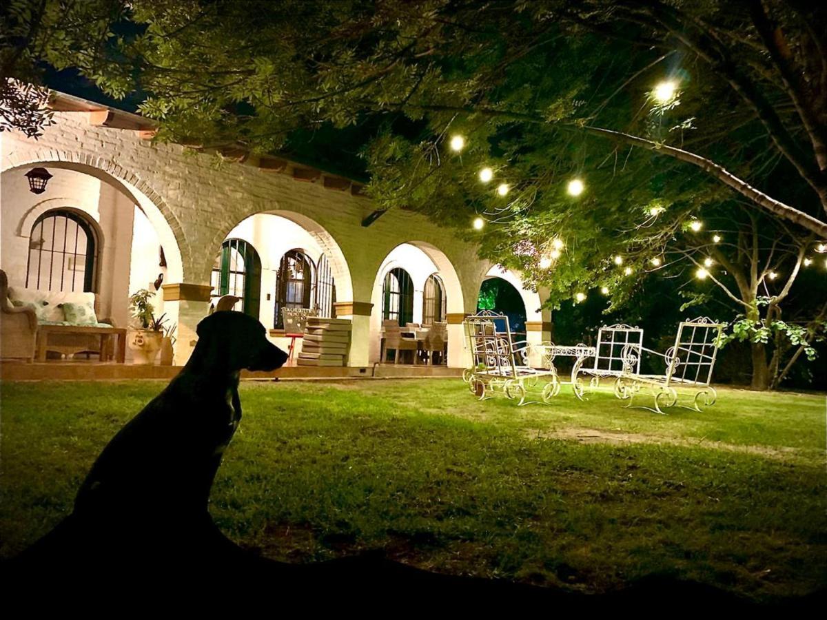 Casona La Chiquita Hotel Chacras de Coria Exterior foto